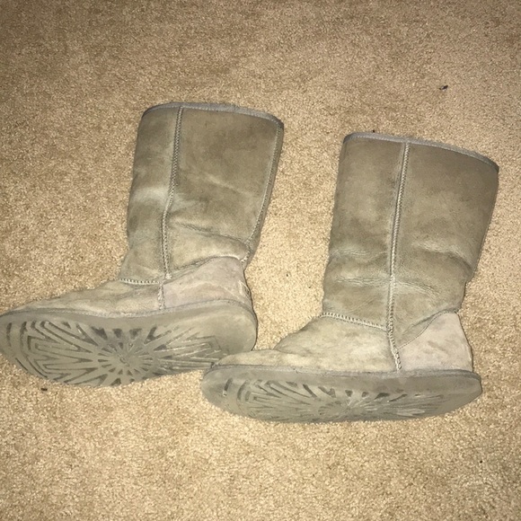 grey high uggs grey high uggs